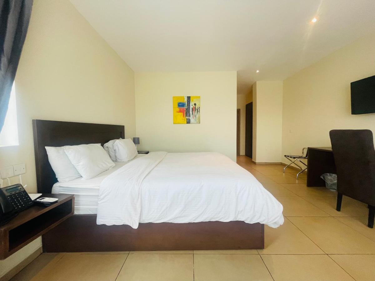 New Brookfields Hotel Freetown Exteriér fotografie