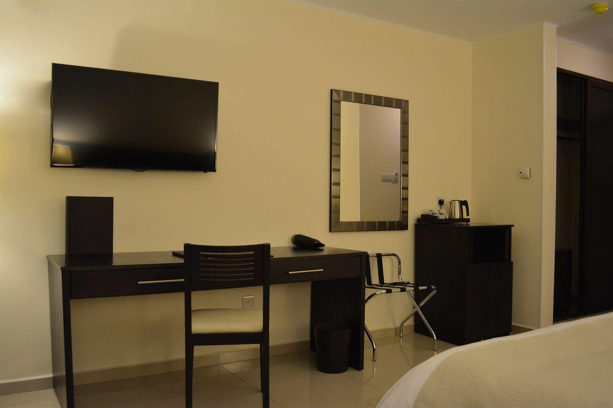 New Brookfields Hotel Freetown Exteriér fotografie
